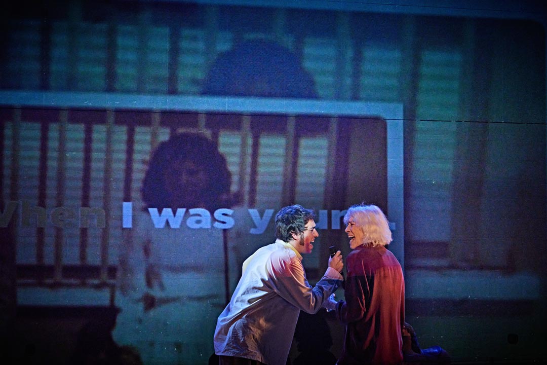 ESTA PRIMAVERA FUGITIVA